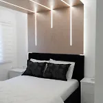 شقة Serxhio ساراندا